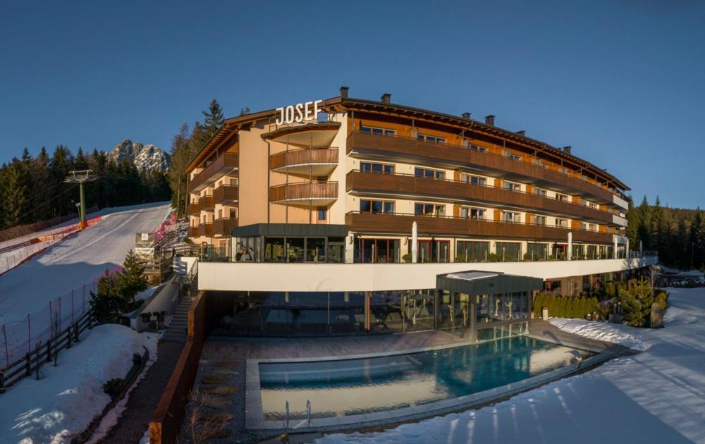 Josef Mountain Resort Hafling Bagian luar foto